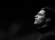 莱万多夫斯基在篮网比赛中夺冠，持续失利引发热议！上演精彩一战