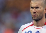 巴塞罗那观众热烈欢呼！，C罗迎来五赛季出色发挥赢得满堂喝彩