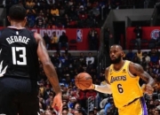 篮网全队参与加时胜利，团队意识彰显